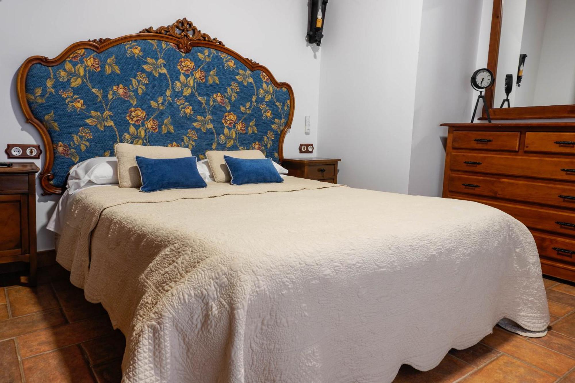 Casa Rural Finca Los Olivos Эль-Пикасо Экстерьер фото